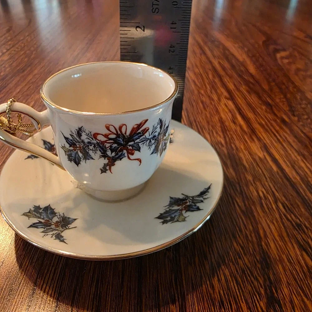 Lenox Winter Greetings Miniature Teacup Saucer Ornament Catherine McClung Gold